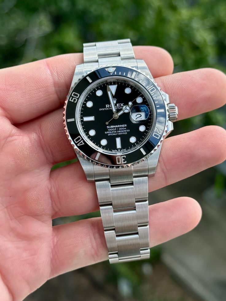 ROLEX SUBMARINER  SILVER BLACK (CELL MODEL)