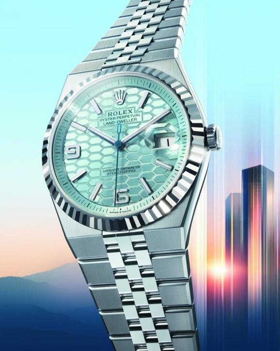 ROLEX OYSTER PERPETUAL LAND DWELLER - J1474